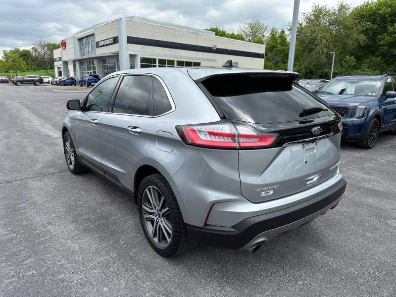 2020 Ford Edge Titanium