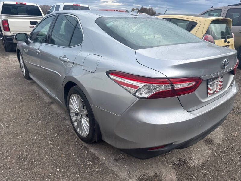 2018 Toyota Camry Hybrid XLE