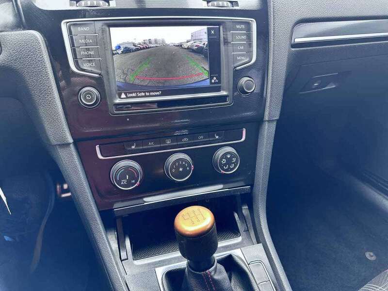 2016 Volkswagen Golf GTI