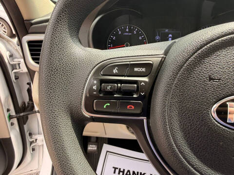 2017 Kia Optima LX