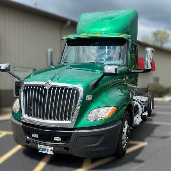 2019 International LT625