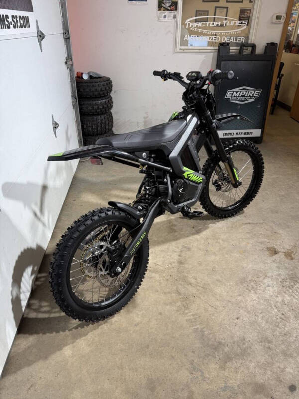 2025 Rawrr Mantis X 72V/30Ah