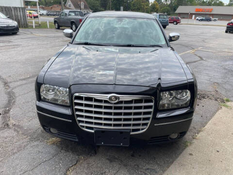 2010 Chrysler 300 for sale at speedy auto sales in Indianapolis IN