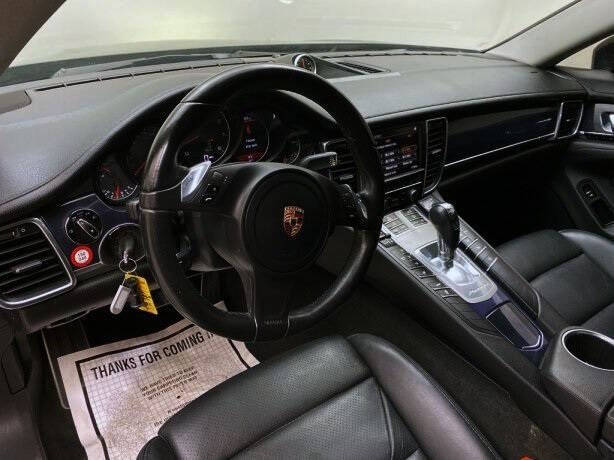 2015 Porsche Panamera 4