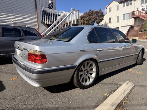 2001 BMW 7 Series 740iL