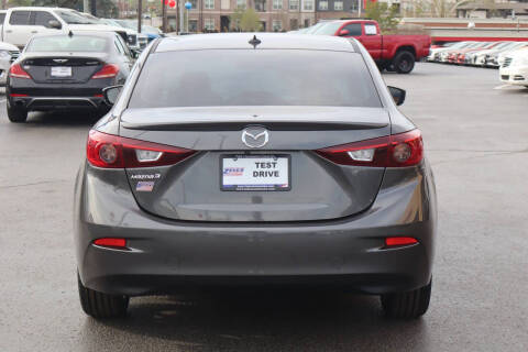 2018 Mazda MAZDA3 Touring