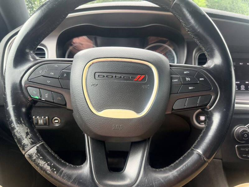 2019 Dodge Charger SXT