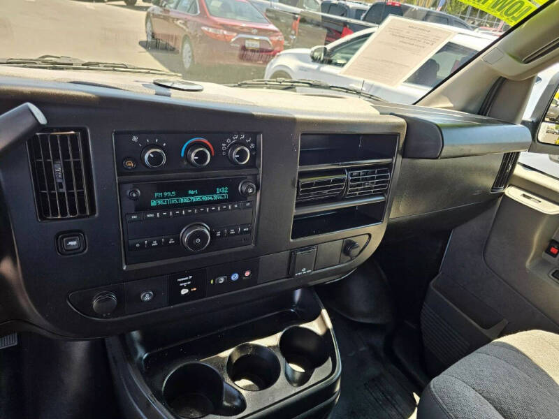 2022 Chevrolet Express 3500