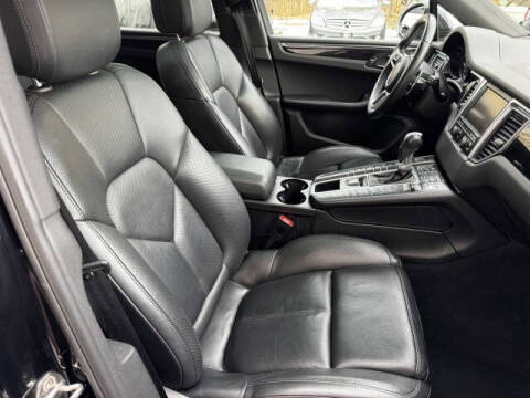 2016 Porsche Macan S