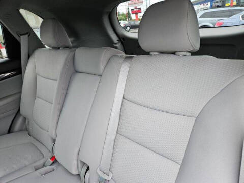2011 Kia Sorento LX