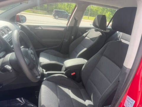 2014 Volkswagen Golf 2.5L PZEV