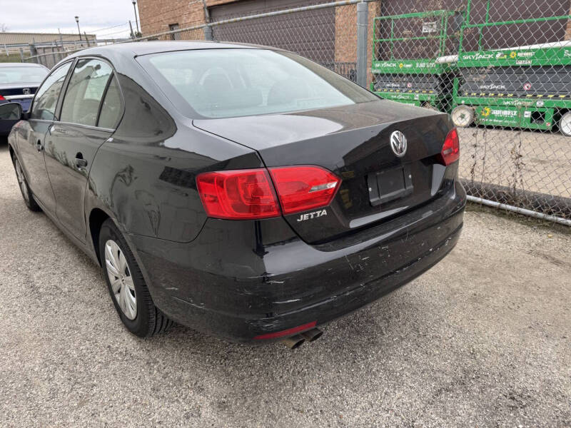 2011 Volkswagen Jetta Base photo 4