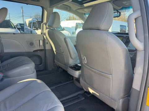 2012 Toyota Sienna Limited 7-Passenger