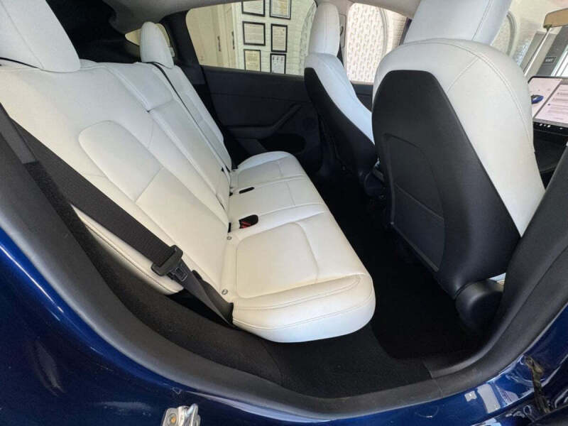 2024 Tesla Model Y Long Range