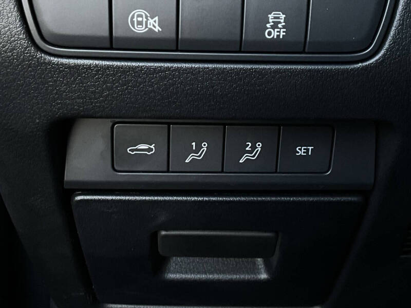 2025 Mazda Mazda3 Sedan 2.5 S Carbon Edition