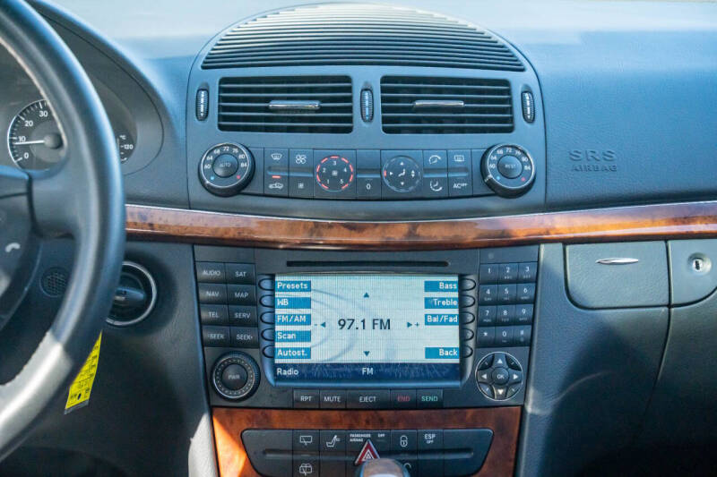 2004 Mercedes-Benz E-Class E 320