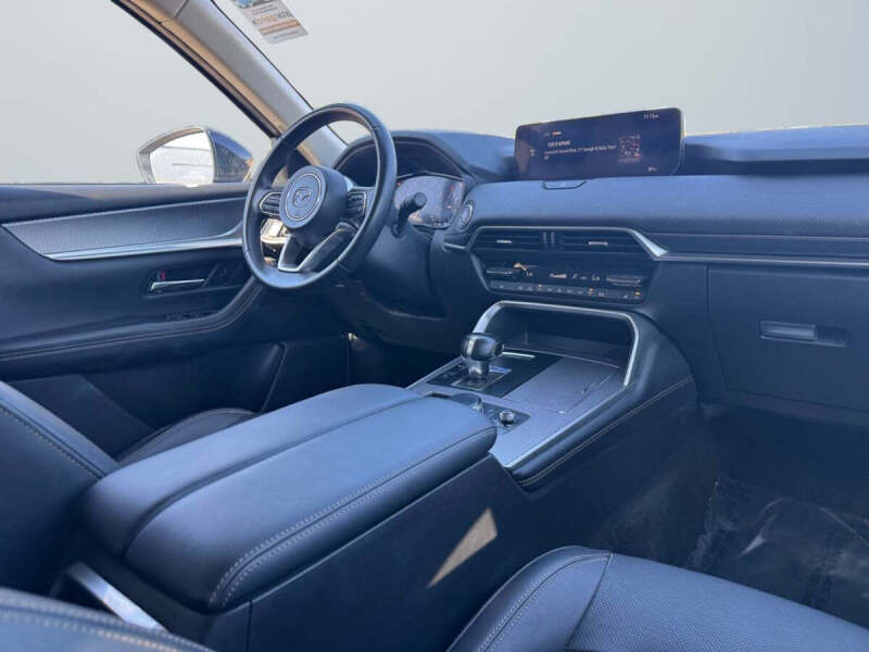 2024 Mazda CX-90 Plug-in Hybrid Preferred