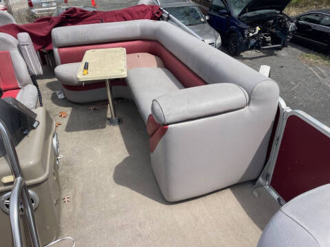 2011 Premier Marine Explorer 200