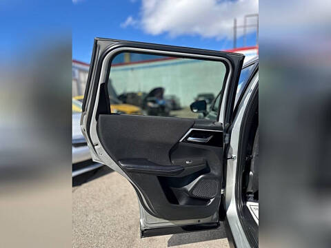 2022 Mitsubishi Outlander ES