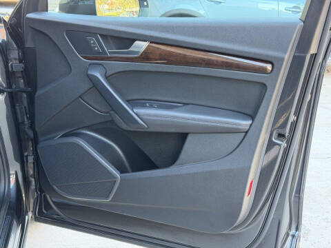 2019 Audi Q5 quattro Premium Plus 45 TFSI