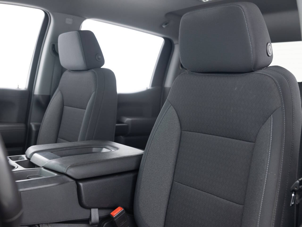 Used Car 2021 Chevrolet Silverado 1500  Lt 4x4 4dr Crew Cab 5.8 Ft. Sb W/1lt For Sale Under $30,000 In Coal City, Illinois