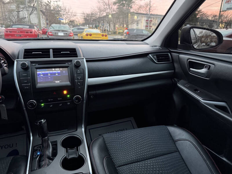 2015 Toyota Camry SE