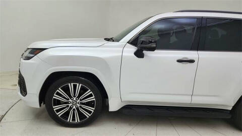 2023 Lexus LX 600 Luxury