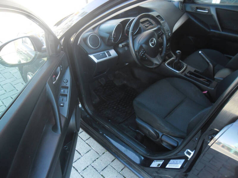 2012 Mazda MAZDA3 i Touring