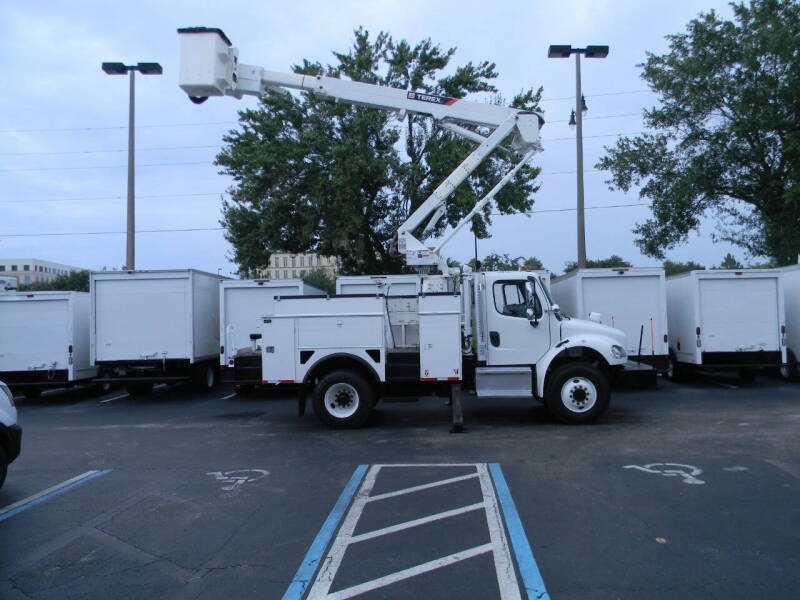 2016 Freightliner M2 106