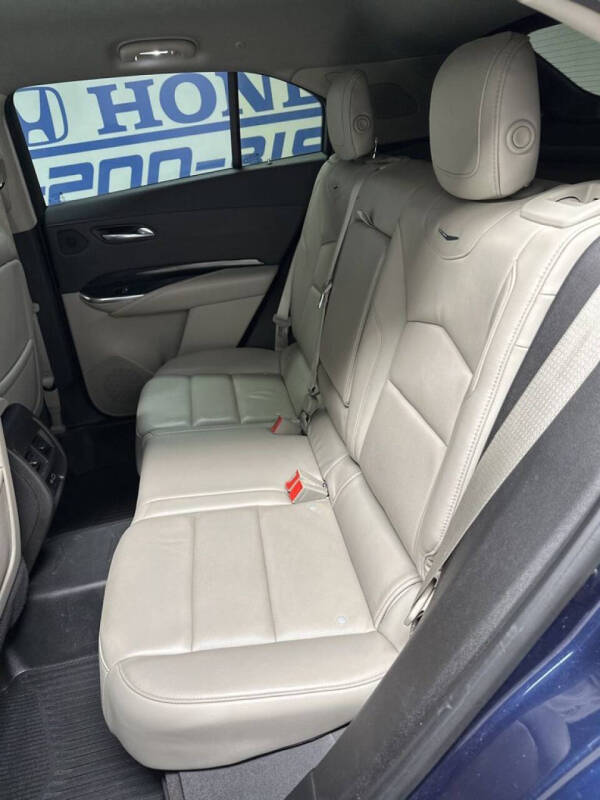 2019 Cadillac XT4 Premium Luxury