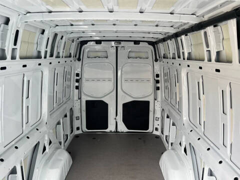 2022 Mercedes-Benz Sprinter 2500