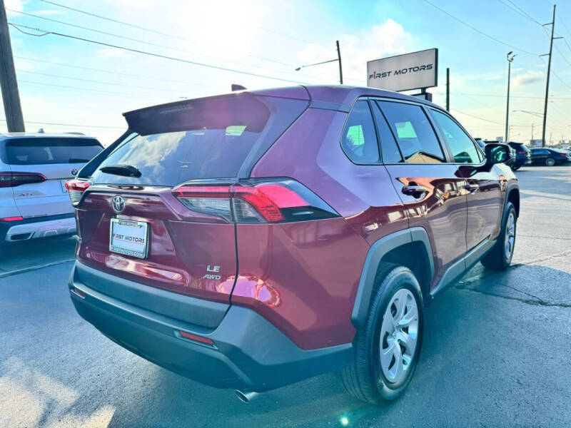 2022 Toyota RAV4 LE