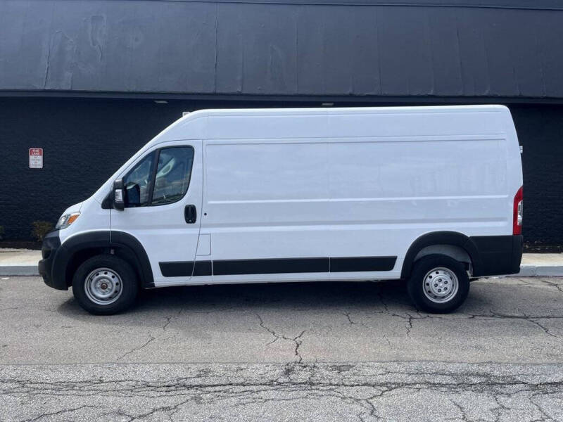 Used 2023 RAM ProMaster Cargo Van Base with VIN 3C6LRVDG6PE513155 for sale in North Olmsted, OH