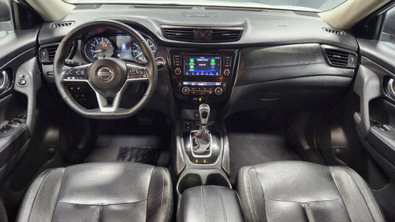 2020 Nissan Rogue SL