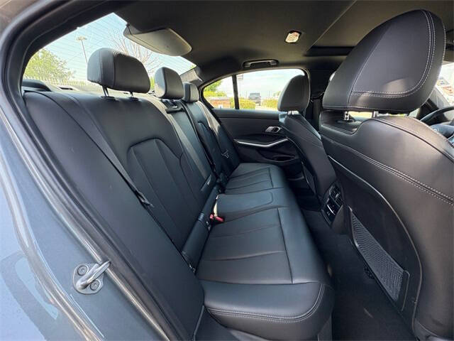 2023 BMW 3 Series 330i