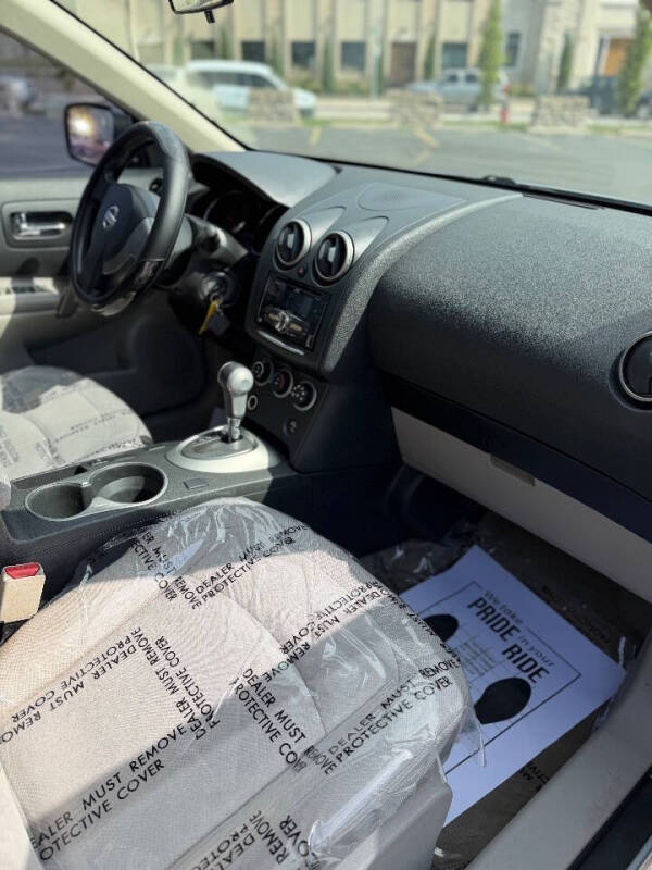 2014 Nissan Rogue Select S