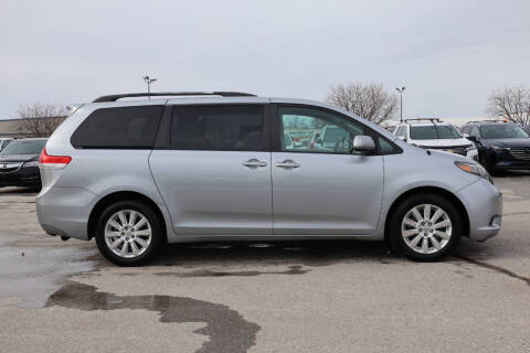 2011 Toyota Sienna LE 7-Passenger
