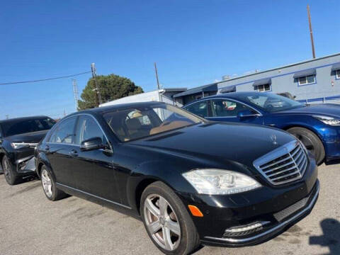 2011 Mercedes-Benz S-Class S 550 4MATIC