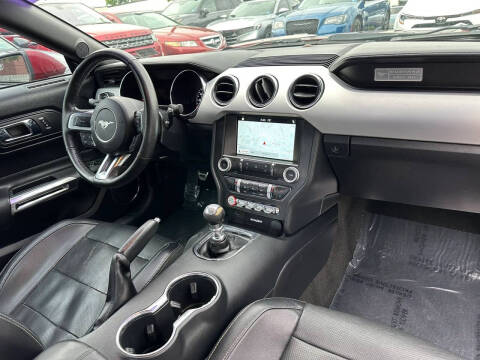 2017 Ford Mustang GT Premium