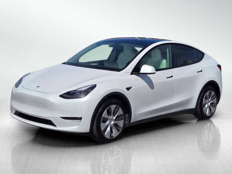 2023 Tesla Model Y Long Range