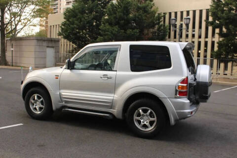 2000 Mitsubishi Pajero