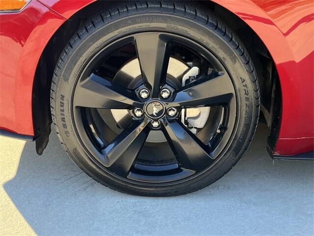 2021 Ford Mustang EcoBoost