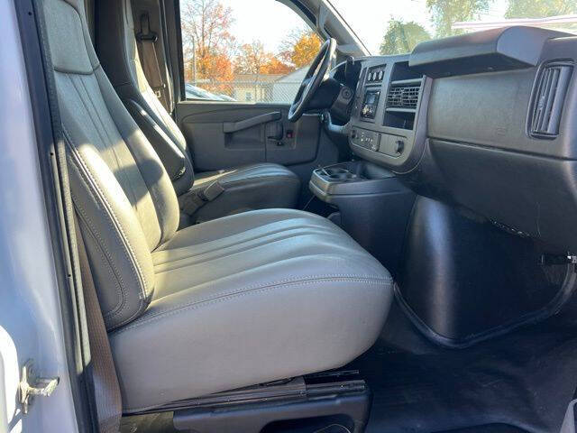 2019 Chevrolet Express 2500