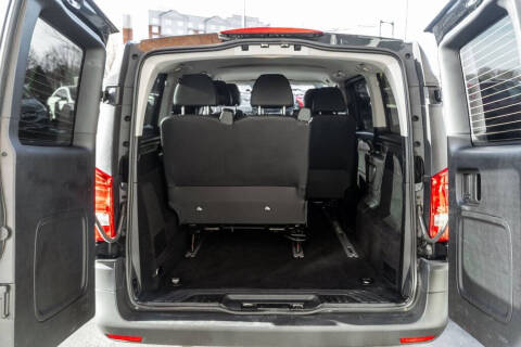 2020 Mercedes-Benz Metris Passenger