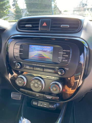 2016 Kia Soul !