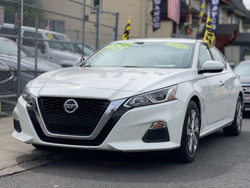 2020 Nissan Altima for sale at Best Cars R Us LLC in Irvington NJ