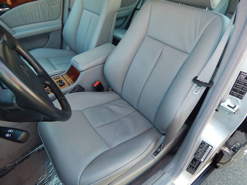 1999 Mercedes-Benz E-Class E 320