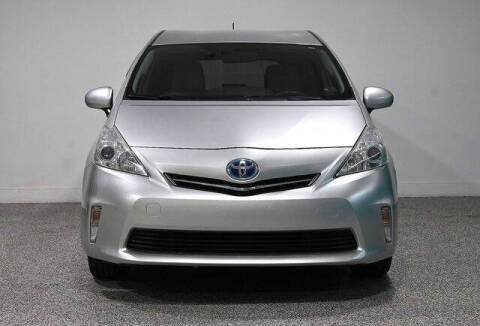 2013 Toyota Prius v Three