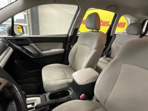 2014 Subaru Forester 2.5i