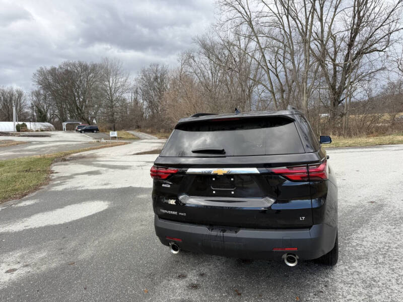 2023 Chevrolet Traverse LT Leather